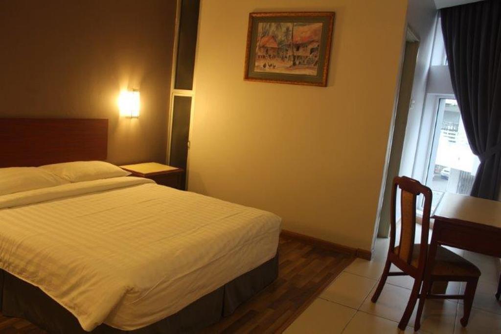 Hotel Puri 36 Kota Kinabalu Szoba fotó