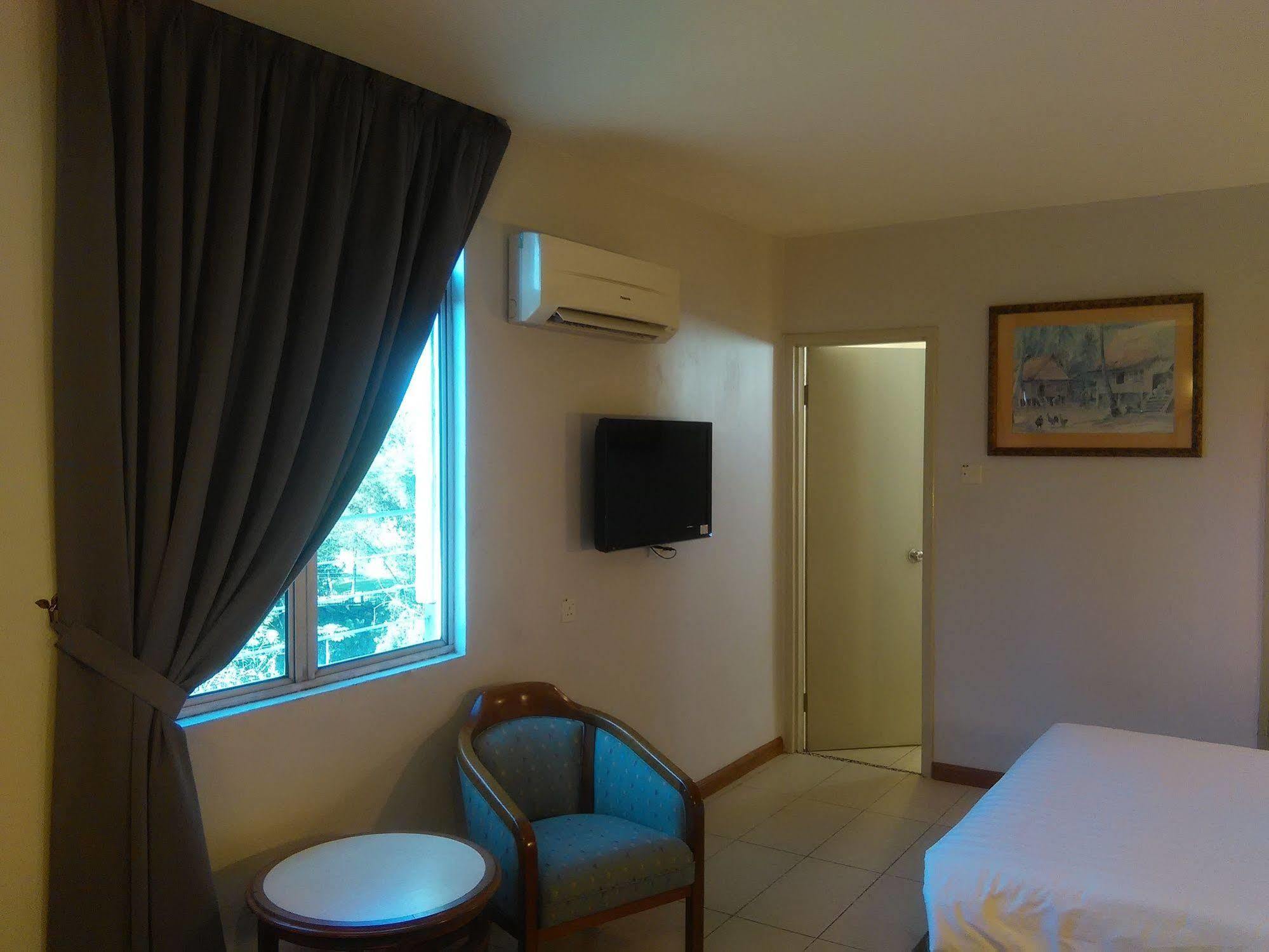 Hotel Puri 36 Kota Kinabalu Kültér fotó